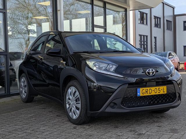Toyota AYGO X 1.0 VVT-i MT Play | Adapt. Cruise | Airco | Camera | Carplay / Android Auto