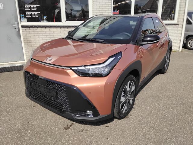 Toyota AYGO X Hybrid 115 Pulse *Easy Pack* Cinnnamon/black metallic*