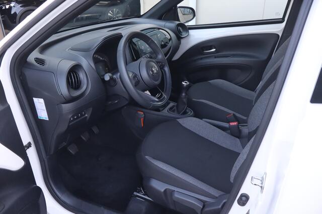 Toyota AYGO X 1.0 VVT-i MT Play - NL- Auto!!