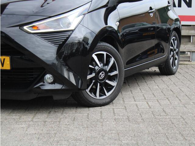 Toyota AYGO 1.0 VVT-i x-cite ultimate Achteruitrijcamera, Climate Control, Elektrische Ramen, Bluetooth