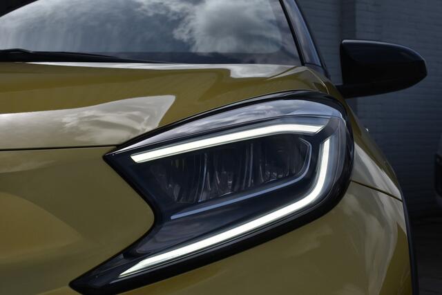 Toyota AYGO X 1.0 VVT-i S-CVT Premium Automaat 72pk | Keyless entry | PDC | Achteruitrijcamera | Stoelverwarming |