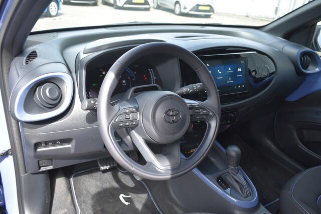 Toyota AYGO X Hybrid 115 pulse Automaat 116pk | EP | Achteruitrijcamera | PDC | Keyless entry |