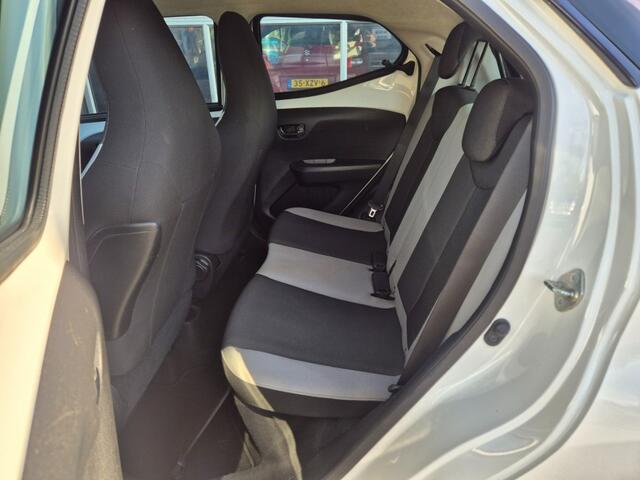 Toyota AYGO 1.0 VVT-I X-PLAY, Camera, Carplay, ALL In prijs!