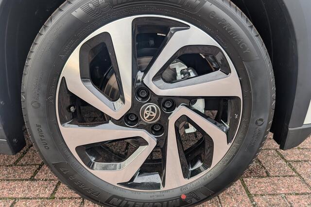 Toyota AYGO X 1.0 VVT-i MT first achteruitrij camera, ACC, navigatie Apple CarPlay/Android Auto