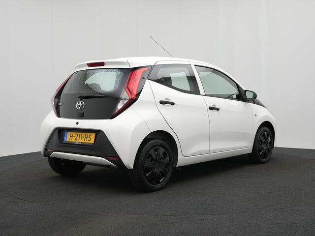 Toyota AYGO 1.0 VVT-i x-fun | Airco | Radio | Thuiskomerset |