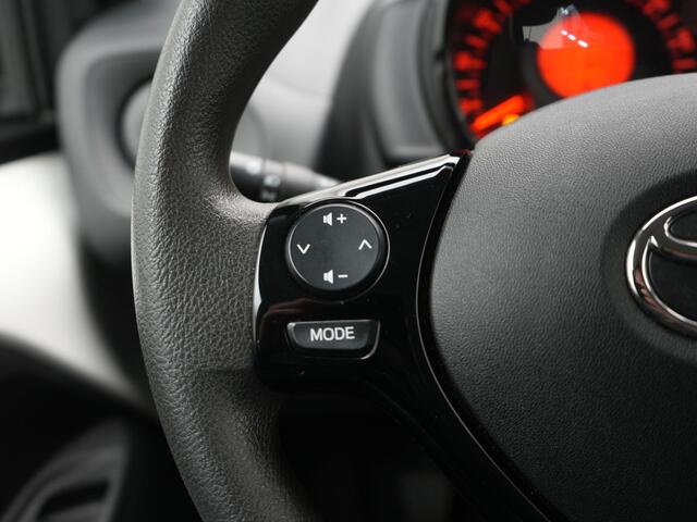 Toyota AYGO 1.0 VVT-i x-fun | Airco | Radio | Thuiskomerset |