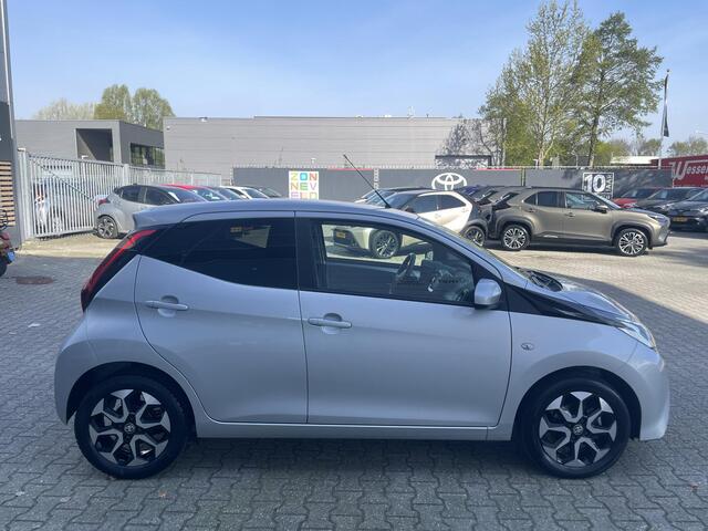 Toyota AYGO 1.0 VVT-i x-first
