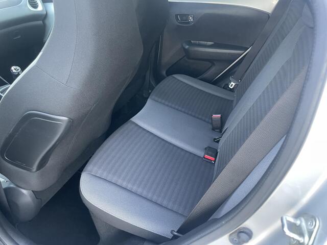 Toyota AYGO 1.0 VVT-i x-first