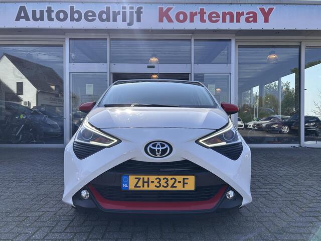 Toyota AYGO 1.0 VVT-i x-joy automaat/carplay met camera/navi/auto airco/top occasion