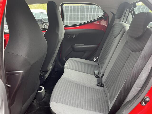 Toyota AYGO 1.0 VVT-i x-play