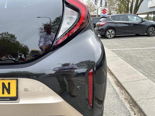 Toyota AYGO X 1.0 VVT-i S-CVT Envy