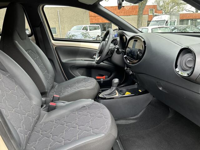 Toyota AYGO X 1.0 VVT-i S-CVT Envy