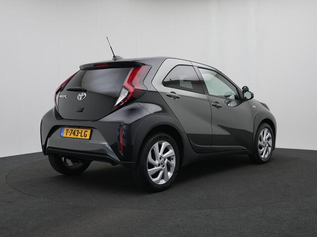 Toyota AYGO X 1.0 VVT-i S-CVT first reco pd 4/4