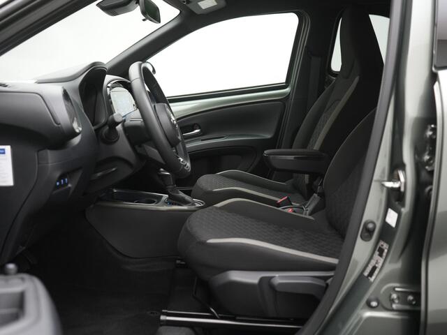 Toyota AYGO X 1.0 VVT-i S-CVT first reco pd 4/4