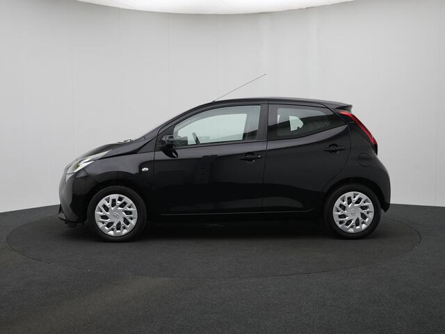 Toyota AYGO 1.0 VVT-i x-play