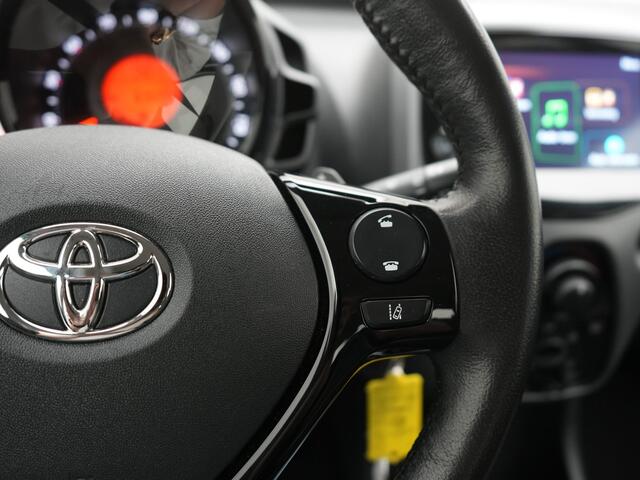 Toyota AYGO 1.0 VVT-i x-play