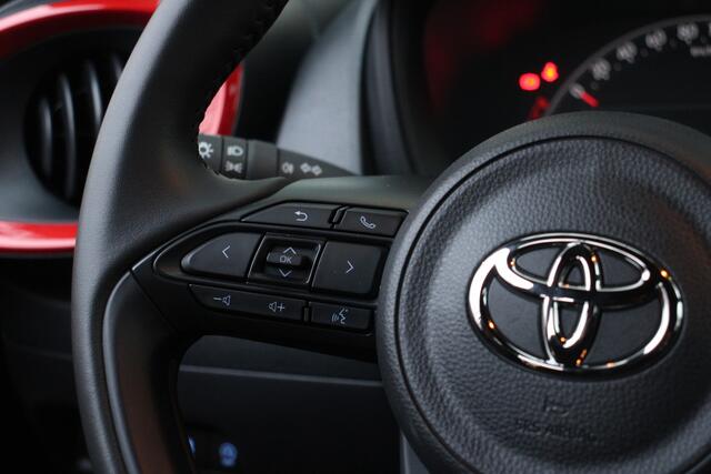 Toyota AYGO X 1.0 VVT-i S-CVT Pulse Two-tone Automaat