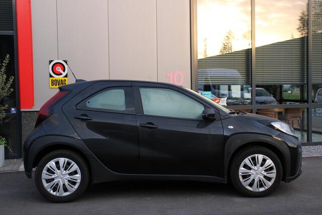 Toyota AYGO X 1.0 VVT-i MT