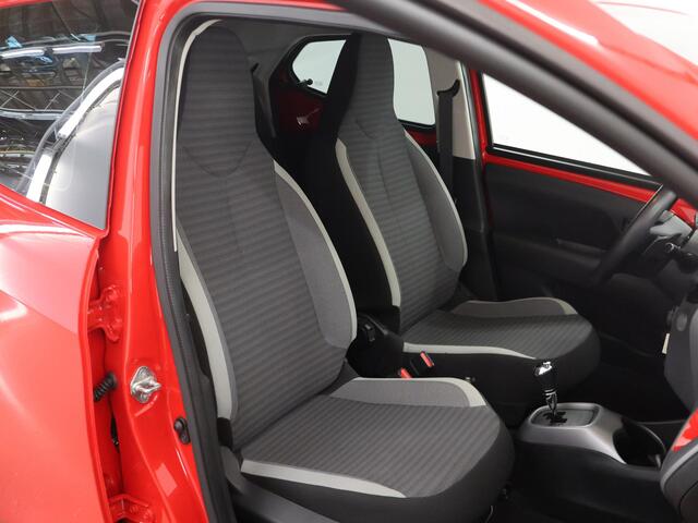 Toyota AYGO 1.0 VVT-i x-play | LED | Navigatie* | Automaat | Camera | DAB | Apple CarPlay/Android Auto | Airconditioning | Bluetooth |