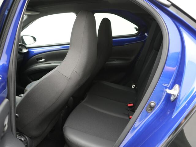 Toyota AYGO X 1.0 VVT-i S-CVT Envy | Cabriodak | Parkeersensoren v+a | Navigatie |