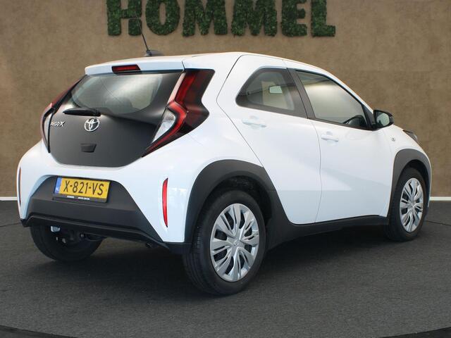 Toyota AYGO X 1.0 VVT-i MT Play - ORIGINEEL NEDERLANDSE AUTO - APPLE CARPLAY/ANDROID AUTO - AIRCO - MULTIMEDIAVOORBEREIDING - CRUISE CONTROL - ACHTERUITRIJCAMERA
