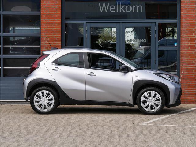 Toyota AYGO X 1.0 VVT-i MT Play | CAMERA | CARPLAY | CRUISE CONTROL |