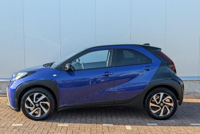 Toyota AYGO X 1.0 VVT-i S-CVT Envy Adaptieve cruise control, achteruitrij camera, navigatie Apple Carplay/Android Auto,