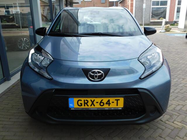 Toyota AYGO X 1.0 VVT-i MT Play