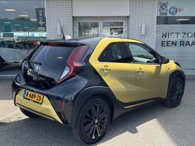 Toyota AYGO X 1.0 VVT-i S-CVT Premium | JBL | Sensoren V/A | Stoelverwarming |