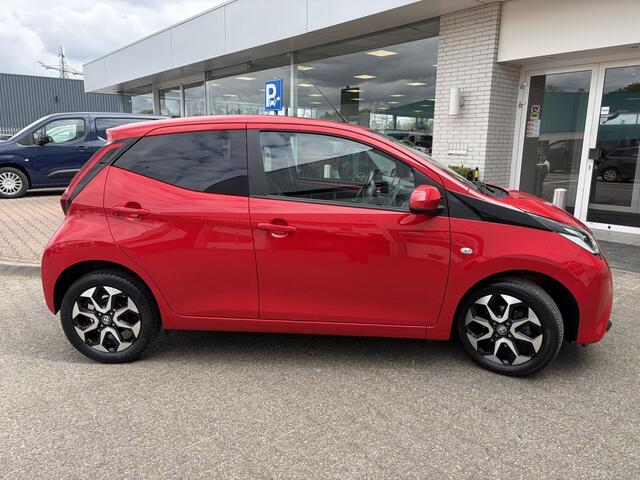 Toyota AYGO 1.0 VVT-i x-joy | Stoelverwarming | Apple Carplay/Android auto