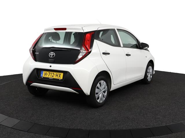 Toyota AYGO 1.0 VVT-i x-fun | airco | Bluetooth telefoonvoorbereiding |