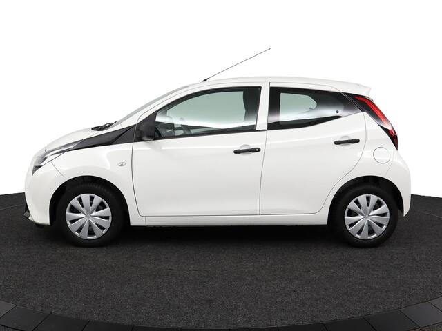 Toyota AYGO 1.0 VVT-i x-fun | airco | Bluetooth telefoonvoorbereiding |
