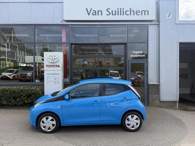 Toyota AYGO 1.0 VVT-i x-play