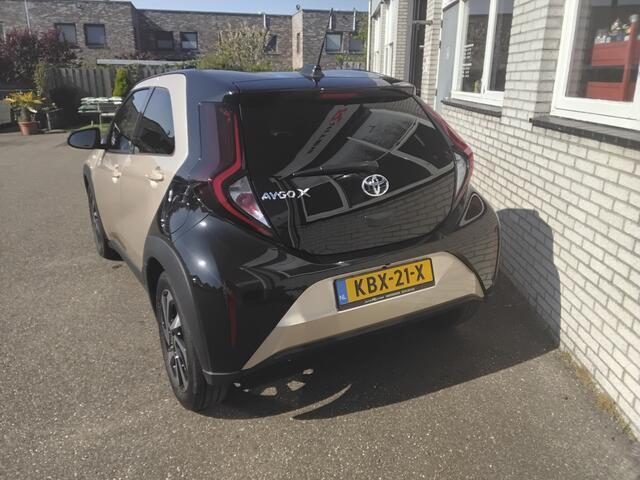 Toyota AYGO X 1.0 VVT-i MT Pulse Bi Tone android/apple car play camera