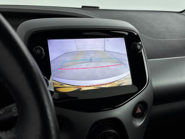 Toyota AYGO 1.0 VVT-i x-play | Automaat | Apple Carplay-Android Auto | Achteruitrijcamera |