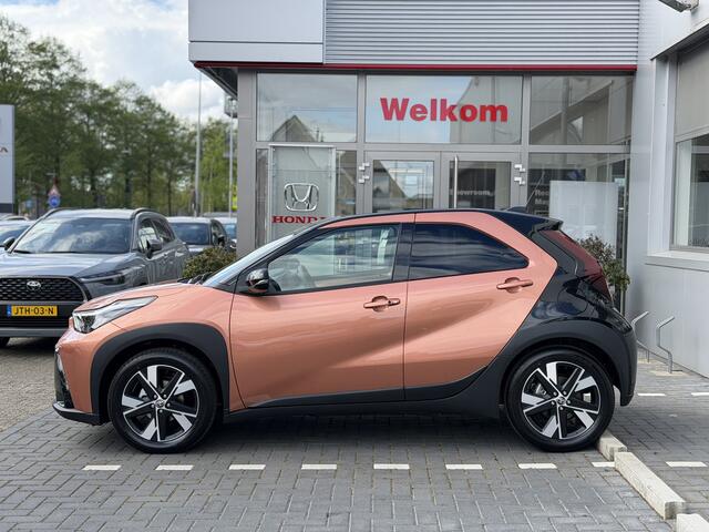 Toyota AYGO X Hybrid 115 Pulse + Easy Pack 445 euro voordeel Apple/Android, Draadloze telefoonlader, Parkeersensoren