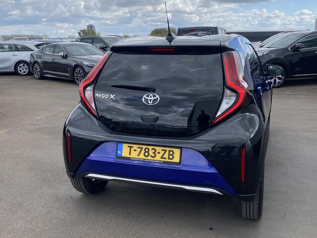 Toyota AYGO X 1.0 VVT-i MT Envy 1e eign. Navigatie, JBL audio, Apple CarPlay/Android Auto, achteruitrij camera, draadloze telefoonlader, Nederlandse auto!