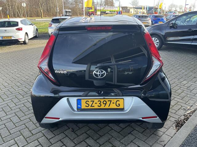Toyota AYGO 1.0 VVT-i x-first Camera FaceLift