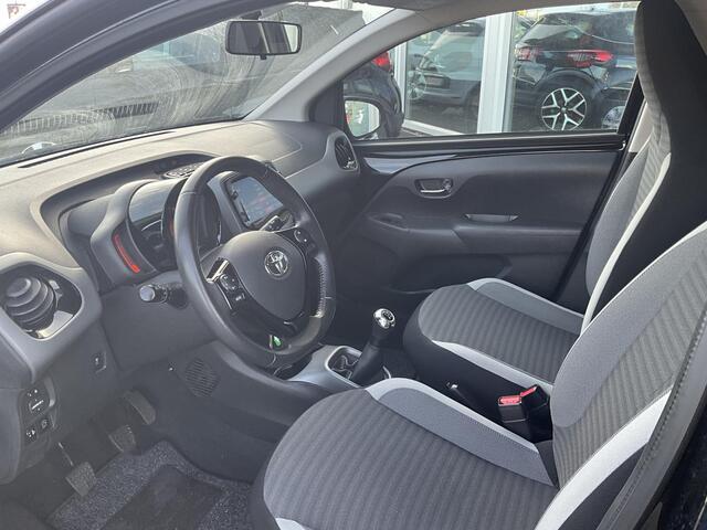 Toyota AYGO 1.0 VVT-i x-first Camera FaceLift