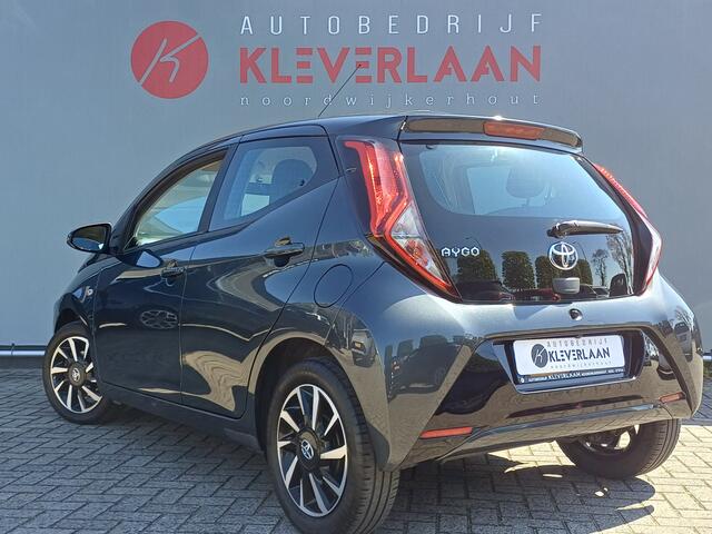 Toyota AYGO 1.0 VVT-i x-play | CAMERA | AIRCO | AUTOMAAT |