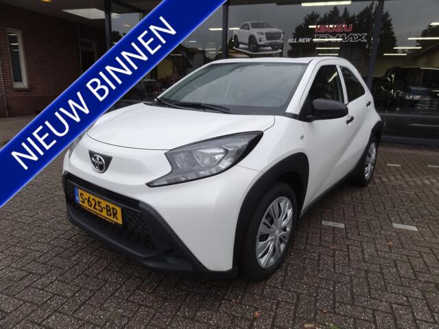Toyota AYGO X 1.0 VVT-i MT airco / Apple Carplay / Android Auto / adaptive cruise control / touchscreen radio / DAB / Toyota 10 jaar garantie programma / Toyota pechhulppas / rijklaarprijs incl. onderhoud & garantie