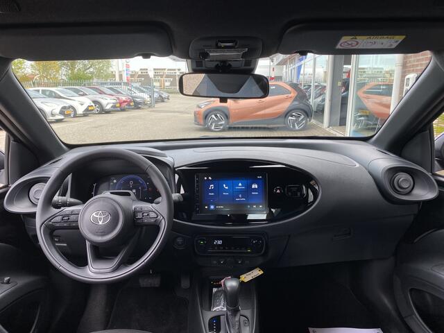 Toyota AYGO X Hybrid 115 Play + Business Pack