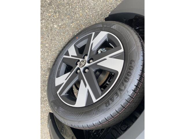 Toyota AYGO X Hybrid 115 Pulse + Easy Pack