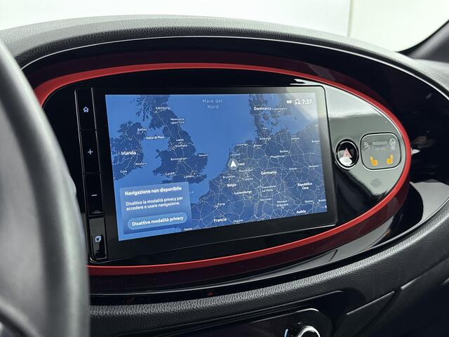 Toyota AYGO X 1.0 VVT-i S-CVT Premium | laadplaat | 18 inch velgen |Rode accenten |