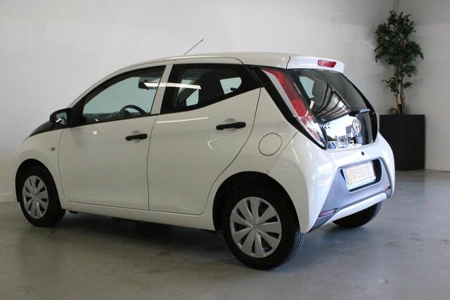 Toyota AYGO 1.0 VVT-i x-fun | 5-DEUR | AIRCO | ELEK-RAMEN | LED | NL-AUTO+N.A.P! | CPV | TEL/MEDIA | AUX |