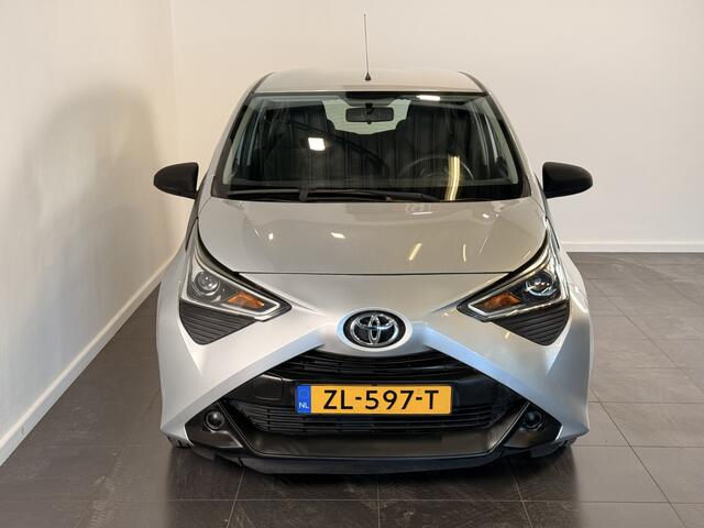 Toyota AYGO 1.0 VVT-i x-fun | Zeer lage Km stand | Airco | Dealeronderhouden |