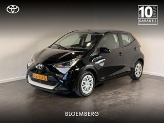 toyota-aygo-1.0-vvt-i-x-play--auto
