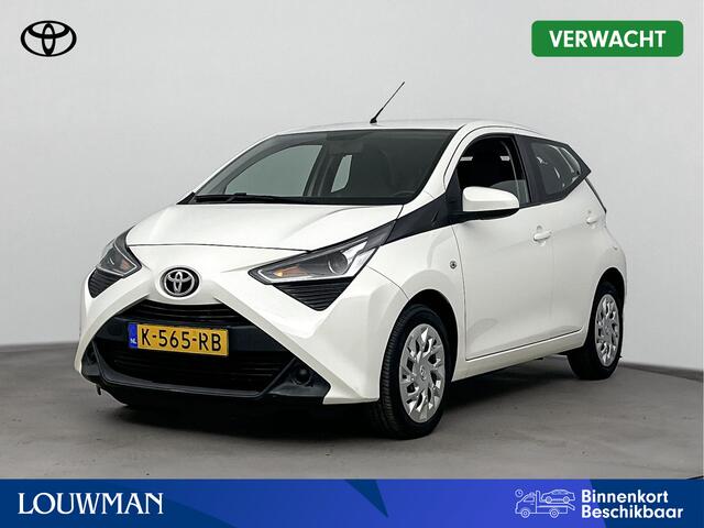 Toyota AYGO 1.0 VVT-i x-play | Apple Carplay-Android Auto | Achteruitrijcamera | NL-Auto |