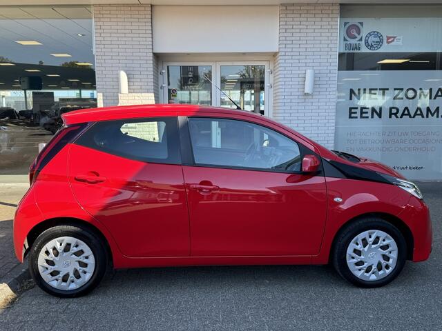 Toyota AYGO 1.0 VVT-i x-play | Android Auto & Apple Carplay | DAB | Achterui