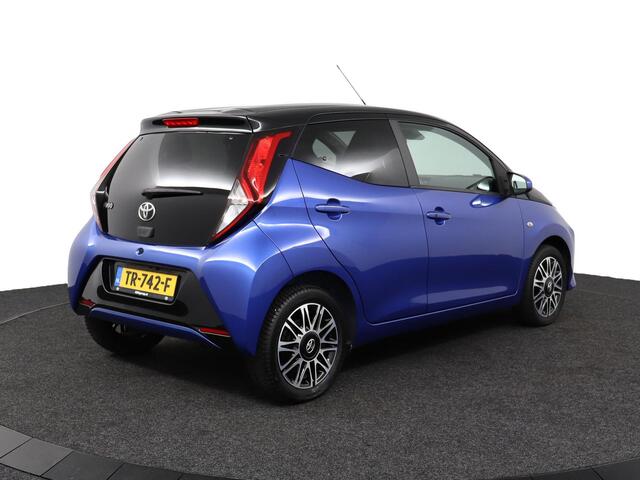 Toyota AYGO 1.0 VVT-i x-clusiv | Automaat | Apple Carplay/Android Auto | Climate control | Keyless entry/start